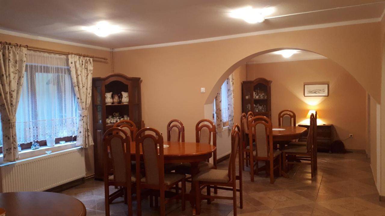 Pensiunea Maros Izvoru Muresului Exterior photo